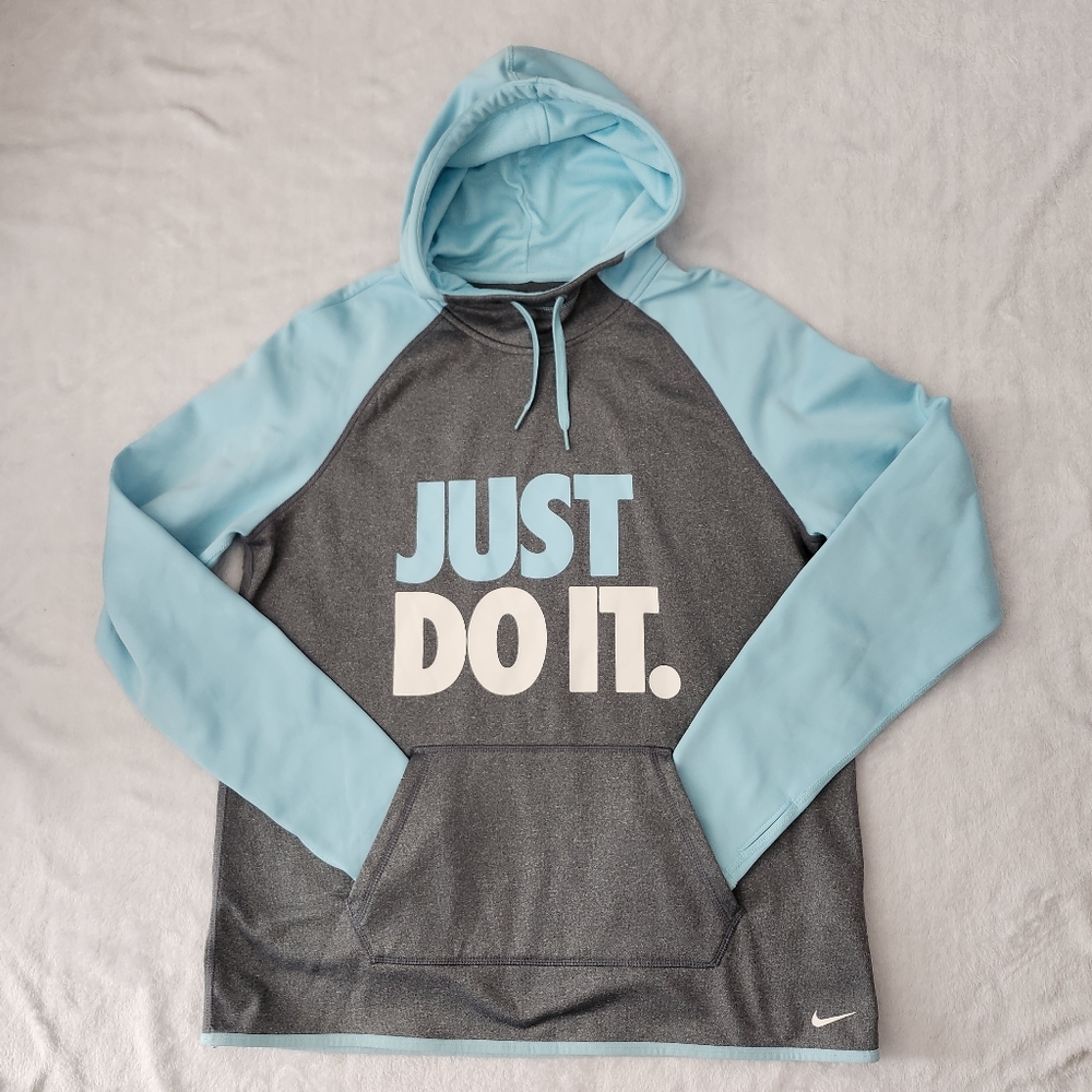 NIKE Women's Therma-Fit Colorblock Pullover Training Hoodie Baby Blue Grey Large